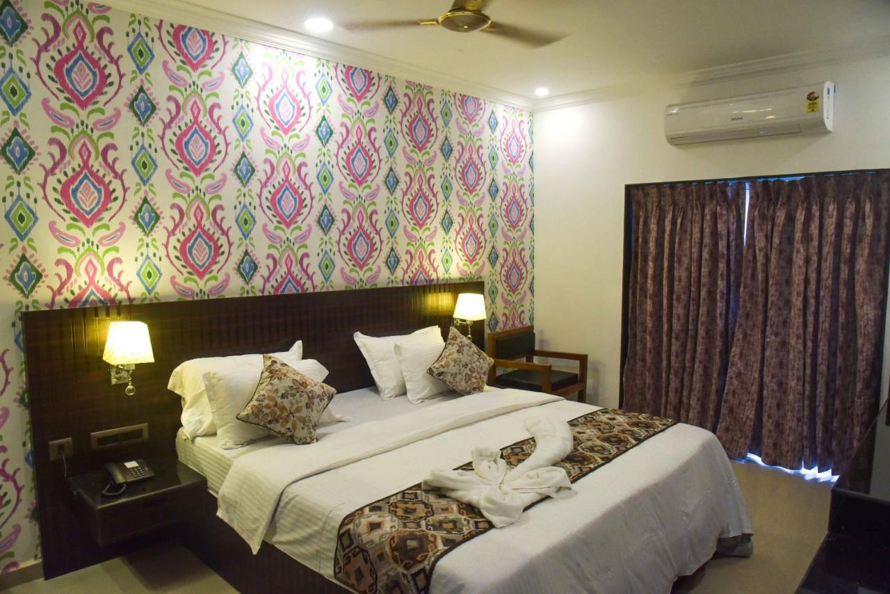 Don Hill Beach Resort Candolim Exteriör bild